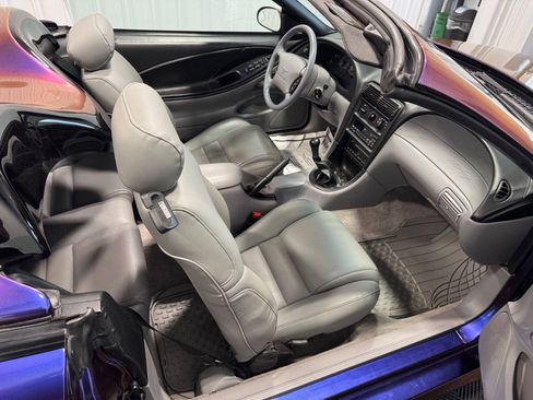 Used 1995 Ford Mustang GT RWD image 14