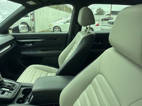 Used 2023 Honda CR-V Sport Touring image 5