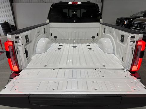 Used 2026 Ford F350 Platinum AWD/4WD image 9