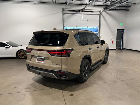 Used 2025 Lexus LX 700h Overtrail image 3