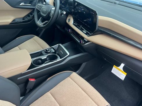 New 2026 Chevrolet Equinox ACTIV AWD/4WD image 13