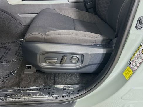 New 2026 Toyota Tundra SR5 AWD/4WD image 19