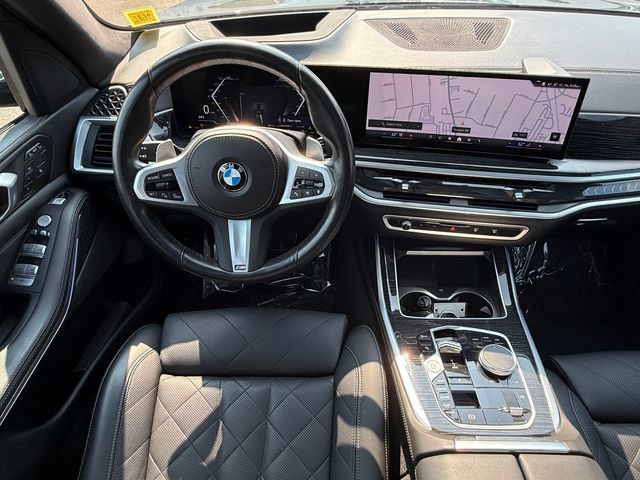 Used 2024 BMW X7 xDrive40i w/ M Sport Package AWD/4WD image 14