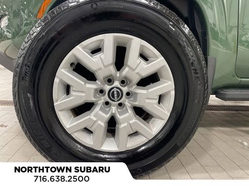Used 2022 Nissan Frontier SV w/ SV Premium Package image 29