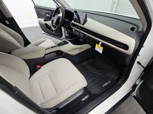 New 2027 Honda HR-V LX image 33