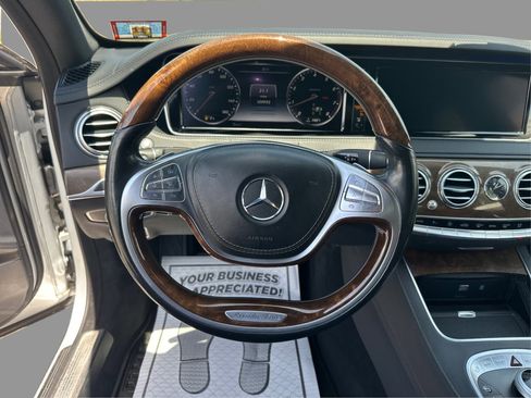 Used 2016 Mercedes-Benz S 550 4MATIC Sedan w/ Premium Package image 22
