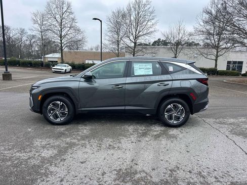 New 2026 Hyundai Tucson Blue SE image 4