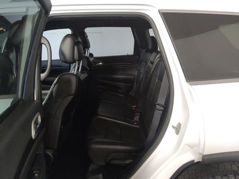 Used 2021 Jeep Grand Cherokee Laredo X RWD image 18