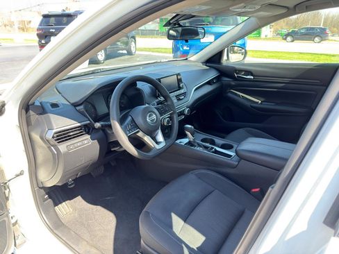 Used 2022 Nissan Altima 2.5 S FWD image 20