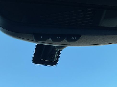 Used 2023 Nissan Pathfinder SL w/ SL Premium Package image 32