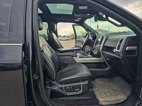 Used 2017 Ford F150 Platinum w/ Max Trailer Tow Package AWD/4WD image 18
