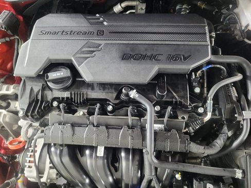 Used 2021 Hyundai Elantra SEL w/ Cargo Package image 30