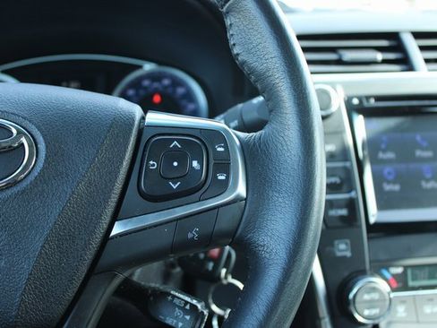 Used 2017 Toyota Camry LE image 26