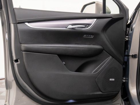 Used 2018 Cadillac XT5 Luxury image 15