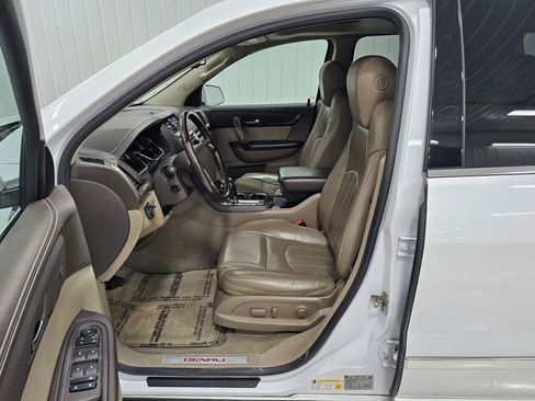 Used 2016 GMC Acadia Denali image 2
