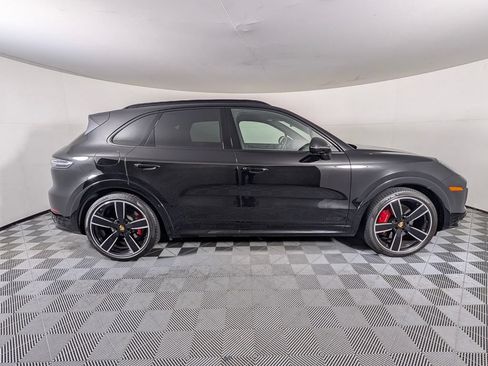 Used 2023 Porsche Cayenne GTS AWD/4WD image 8