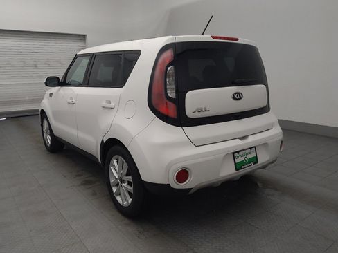 Used 2019 Kia Soul + image 5