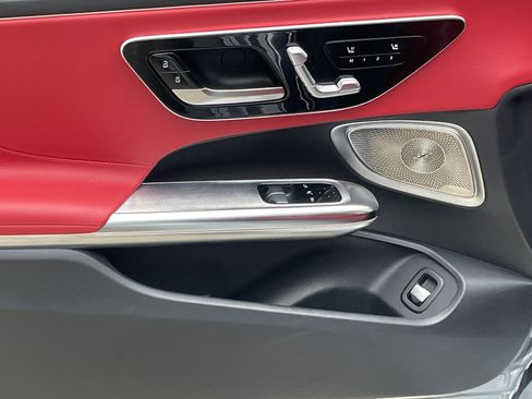 Certified 2024 Mercedes-Benz CLE 300 4MATIC Coupe image 18