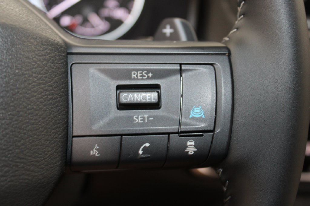 Used 2026 Nissan Rogue SV w/ Cold Weather Package FWD image 22