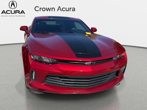 Used 2018 Chevrolet Camaro LT RWD image 11
