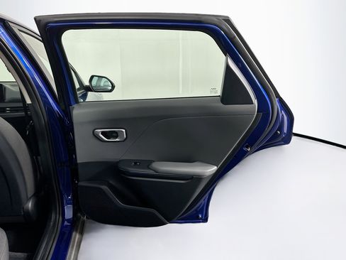 Used 2025 Kia K4 FWD image 30