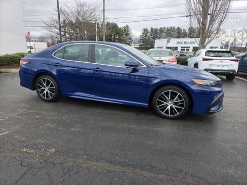 Certified 2024 Toyota Camry SE w/ Cold Weather Package FWD image 9