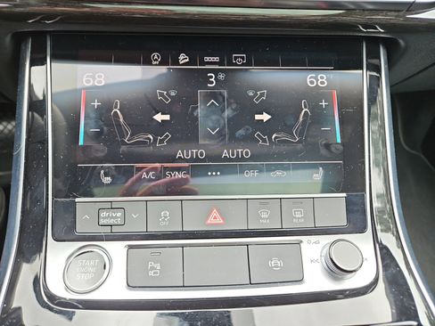 Used 2025 Audi Q7 3.0T Premium Plus image 27