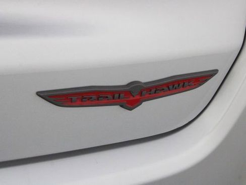 Used 2024 Jeep Compass Trailhawk AWD/4WD image 46