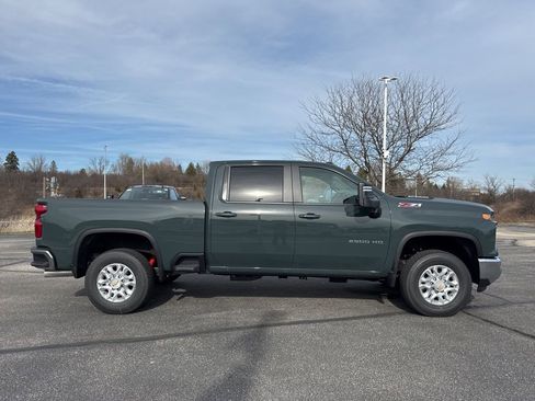 New 2026 Chevrolet Silverado 2500 LT w/ All Star Edition image 3
