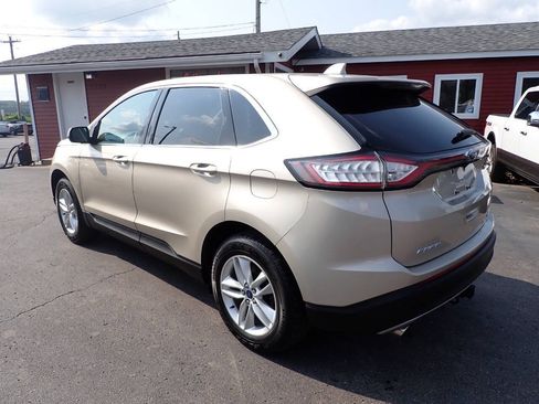 Used 2017 Ford Edge SEL w/ Equipment Group 201A AWD/4WD image 4