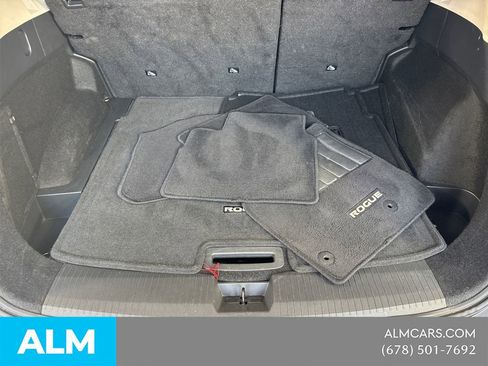 Used 2025 Nissan Rogue SV image 22