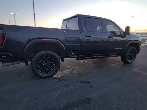 Used 2024 GMC Sierra 3500 AT4 w/ AT4 Premium Plus Package image 6