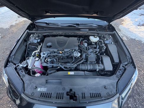 Used 2025 Toyota Camry SE image 29