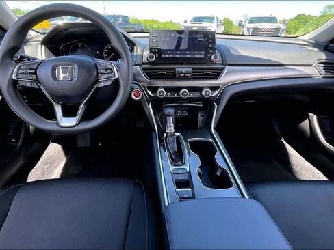 Used 2022 Honda Accord LX image 7