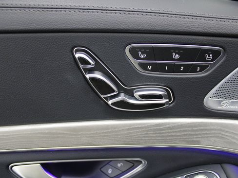 Used 2015 Mercedes-Benz S 550 4MATIC Sedan image 14