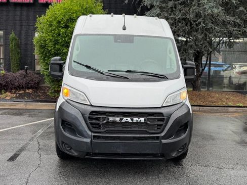 Used 2023 RAM ProMaster 2500 FWD image 3