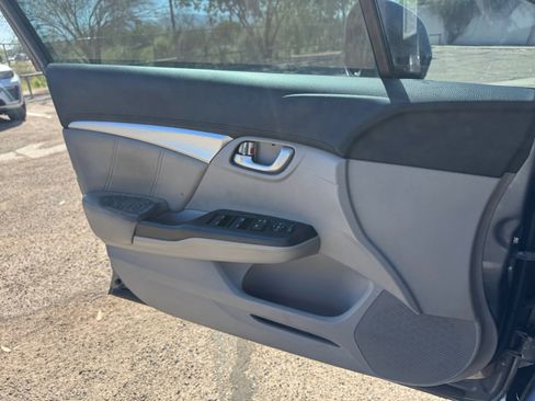 Used 2013 Honda Civic EX-L image 13