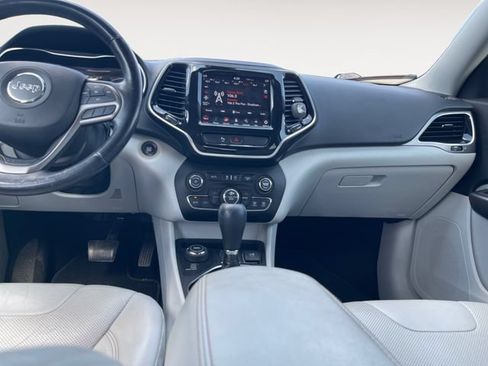 Used 2020 Jeep Cherokee Limited AWD/4WD image 11