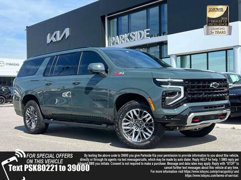 Used 2025 Chevrolet Suburban Z71 w/ Z71 Off-Road Package AWD/4WD image 1