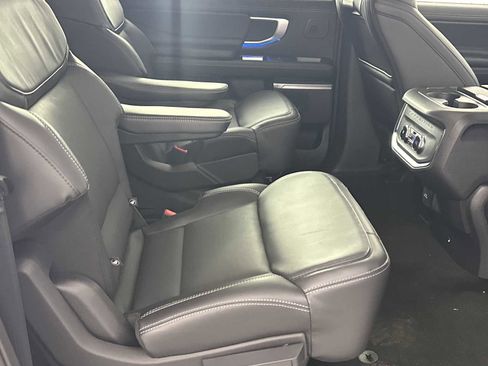 Used 2026 Ford Expedition Max Platinum w/ Stealth Performance Package image 17