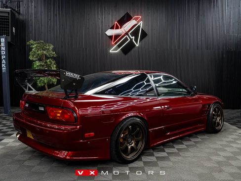 Used 1993 Nissan 240SX Hatchback RWD image 2