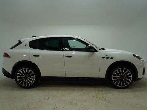 New 2025 Maserati Grecale Modena AWD/4WD image 8