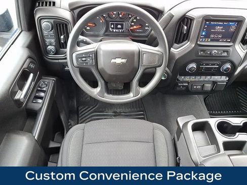 Used 2025 Chevrolet Silverado 2500 Custom w/ Custom Value Package AWD/4WD image 3
