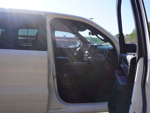 Used 2020 RAM 1500 Big Horn image 18