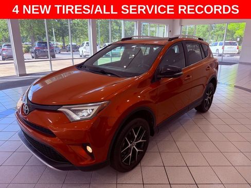 Used 2016 Toyota RAV4 SE FWD image 3
