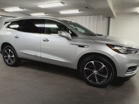 Certified 2021 Buick Enclave Essence w/ Sport Touring Edition image 2