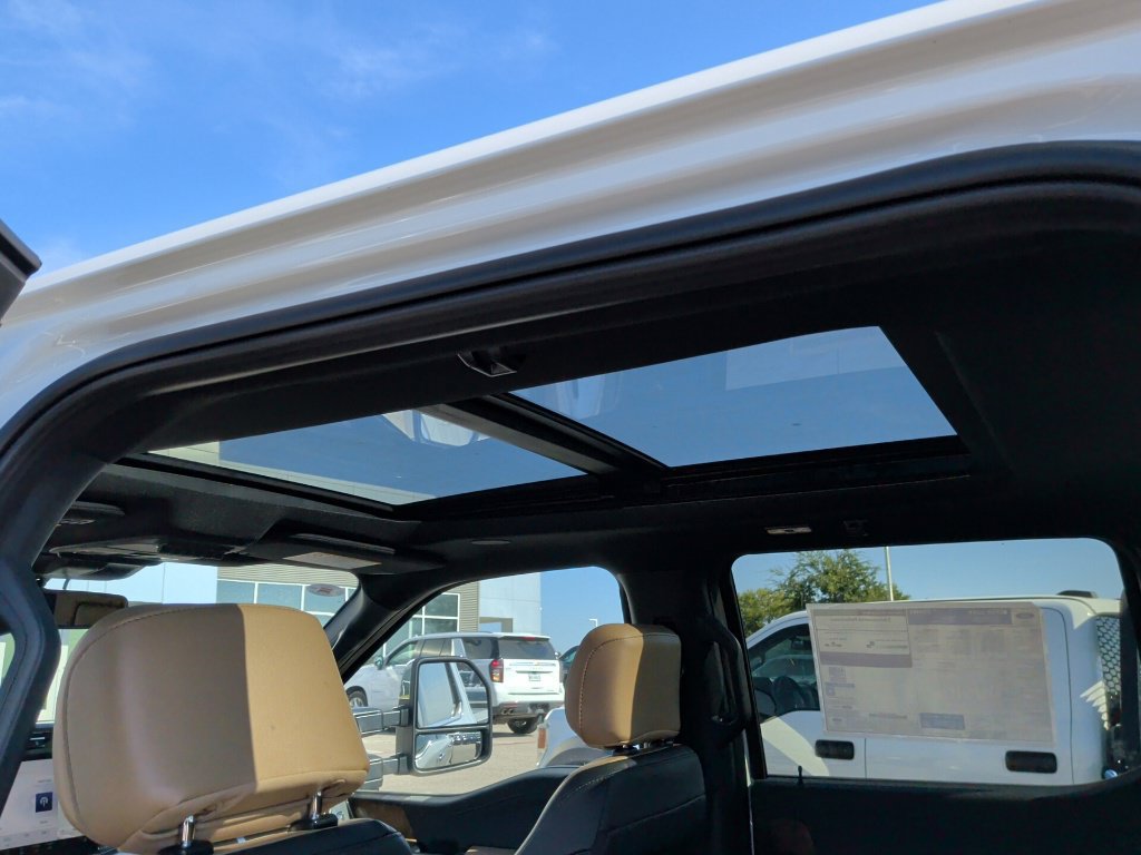 New 2027 Ford F350 Lariat w/ Lariat Ultimate Package AWD/4WD image 24