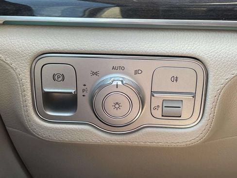 Used 2020 Mercedes-Benz GLE 580 4MATIC image 22
