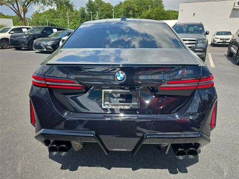 Used 2025 BMW M5 w/ Executive Package AWD/4WD image 5