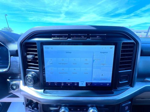 Used 2021 Ford F150 Lariat w/ Equipment Group 502A High AWD/4WD image 23